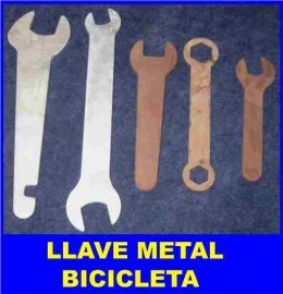LLAVES METAL BICICLETA